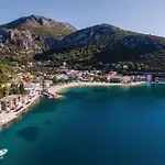 Cozy In With House Sea View